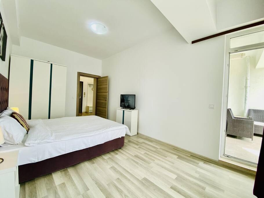 Summerluxe مامايا المظهر الخارجي الصورة